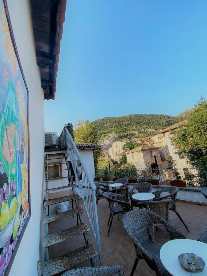 Hotel San Francesco E Il Lupo Gubbio Exteriör bild